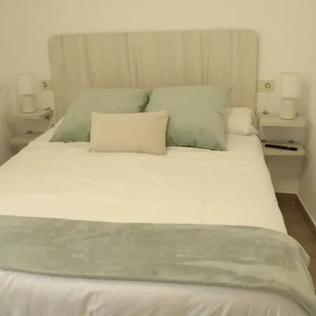 Rincon De La Muralla * Toledo